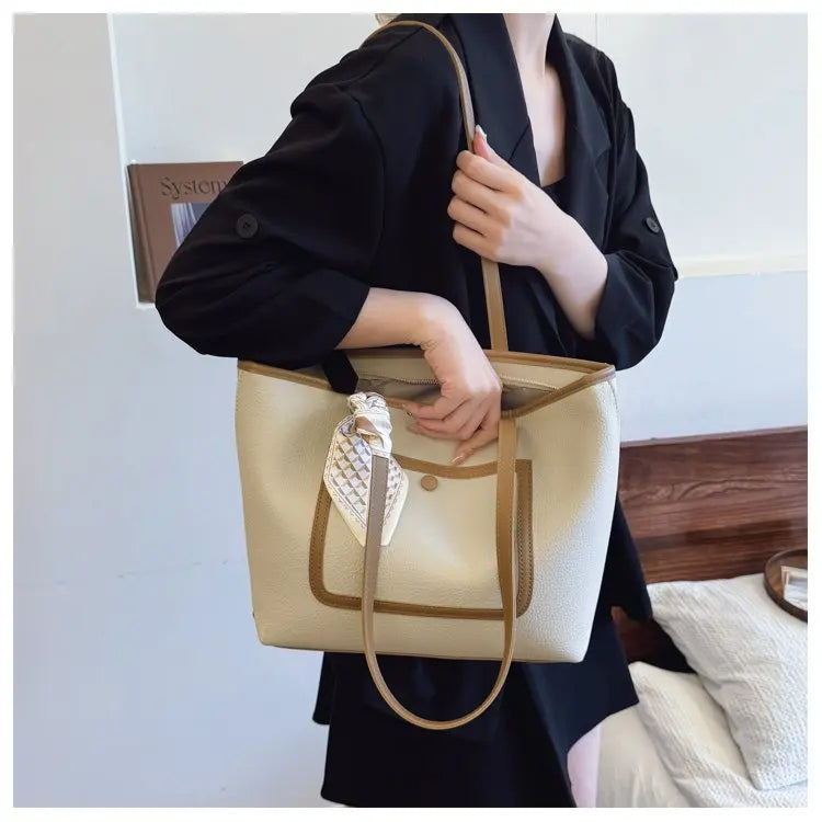 Fashionable Women's Handbag Crafted From Fine Leather Boasting Casual Simple Vintage And Trendy Daily Look