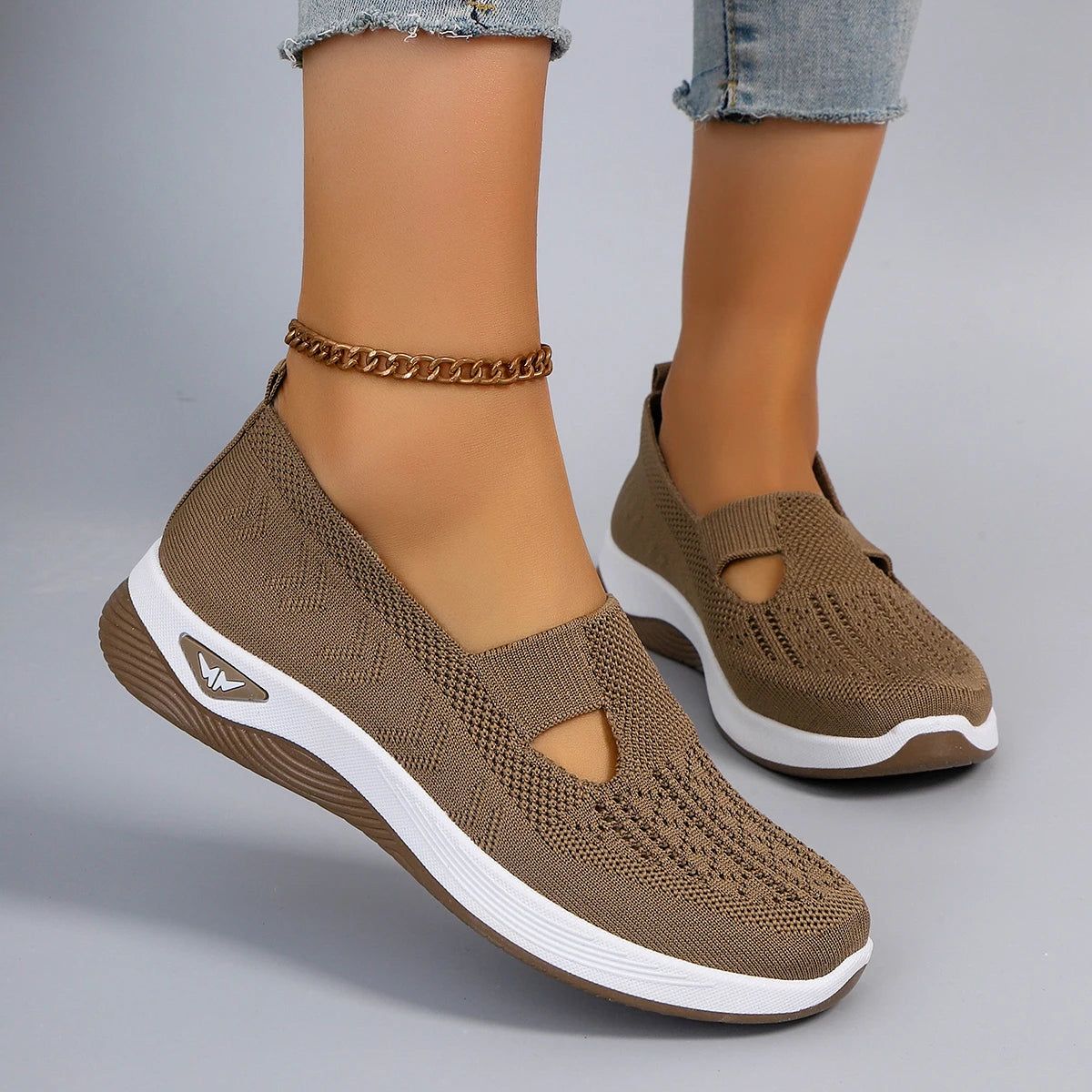 Comfy Ladies Casual Walking Shoes - Breathable and Lightweight