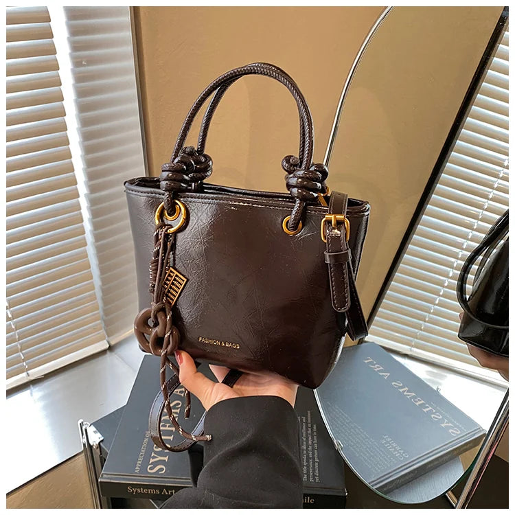 Fashion Top-handle Bags For Women Red Handbag Luxury Brand Designer Shoulder Crossbody Bags With Pendant Bucket Totes Bolsas