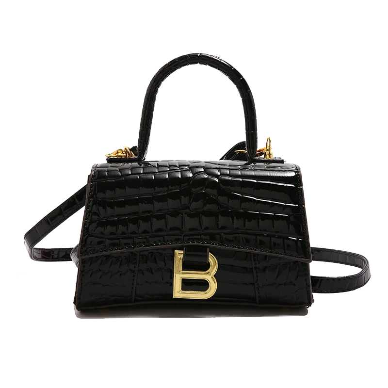 Chic Women's Handbag From Famous Designer In Soft Leather With Popular Classic Appeal And Comfortable Handle