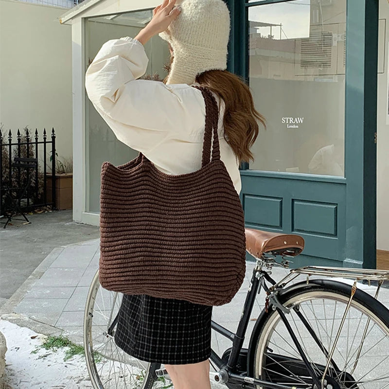 Retro Knitted Handbag for Women Autumn Winter New Design Solid Color Knitted Bag Large Capacity Travel Shoulder Bag