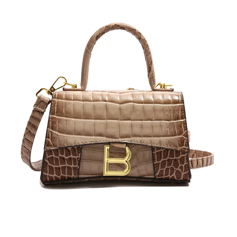 Chic Women's Handbag From Famous Designer In Soft Leather With Popular Classic Appeal And Comfortable Handle