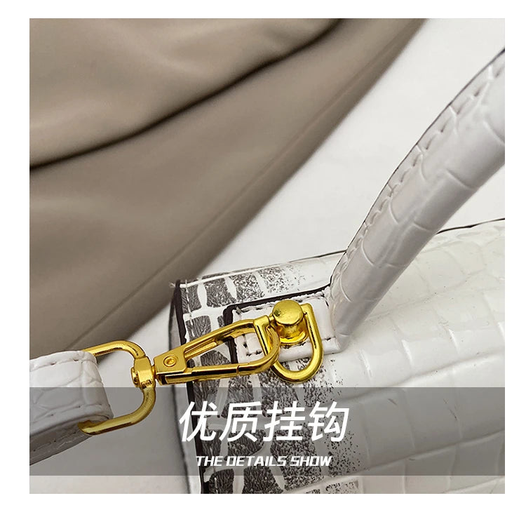 Chic Women's Handbag From Famous Designer In Soft Leather With Popular Classic Appeal And Comfortable Handle