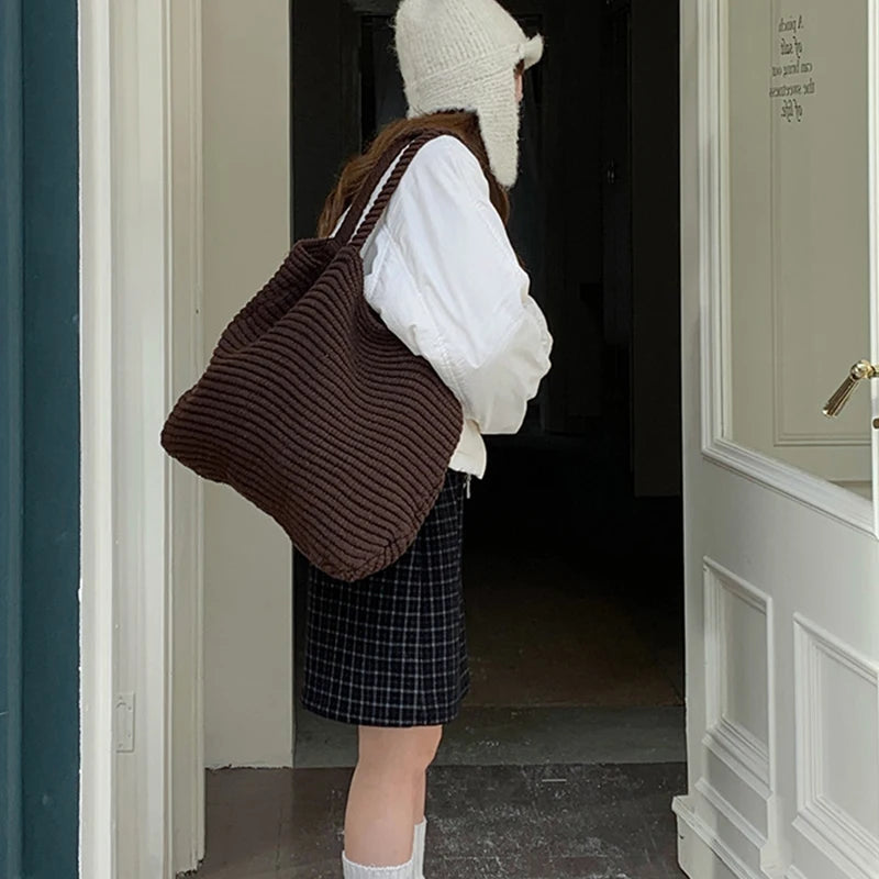 Retro Knitted Handbag for Women Autumn Winter New Design Solid Color Knitted Bag Large Capacity Travel Shoulder Bag