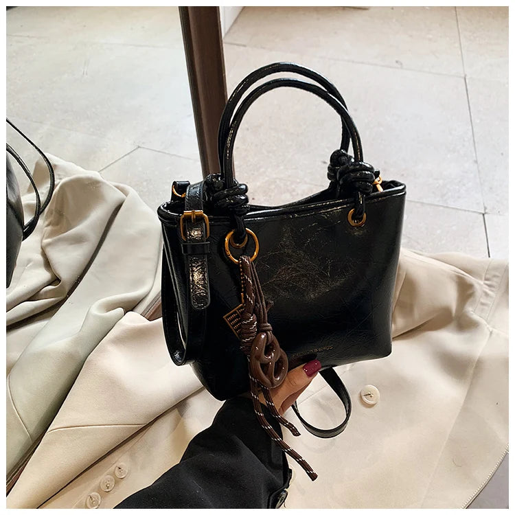 Fashion Top-handle Bags For Women Red Handbag Luxury Brand Designer Shoulder Crossbody Bags With Pendant Bucket Totes Bolsas