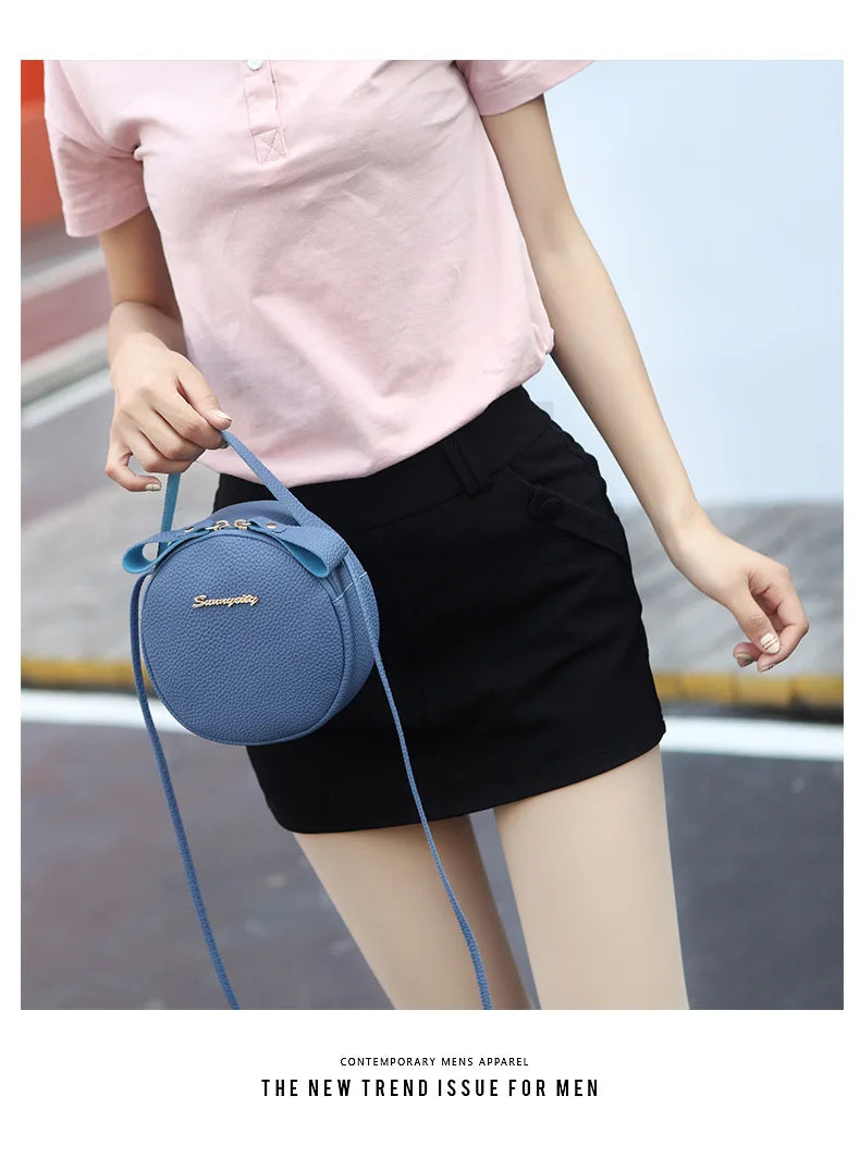 New handbag cute little round bag shoulder diagonal bag portable cosmetic bag foreign trade wholesale small bag. Women's bag