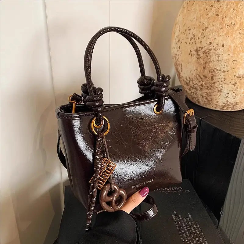Fashion Top-handle Bags For Women Red Handbag Luxury Brand Designer Shoulder Crossbody Bags With Pendant Bucket Totes Bolsas